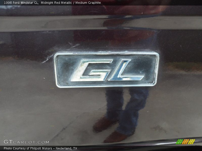 Midnight Red Metallic / Medium Graphite 1998 Ford Windstar GL