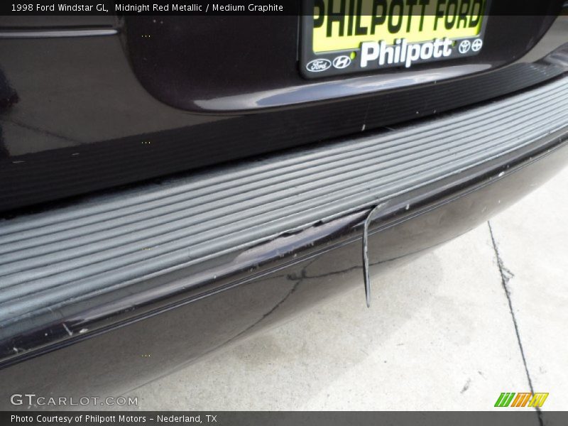 Midnight Red Metallic / Medium Graphite 1998 Ford Windstar GL