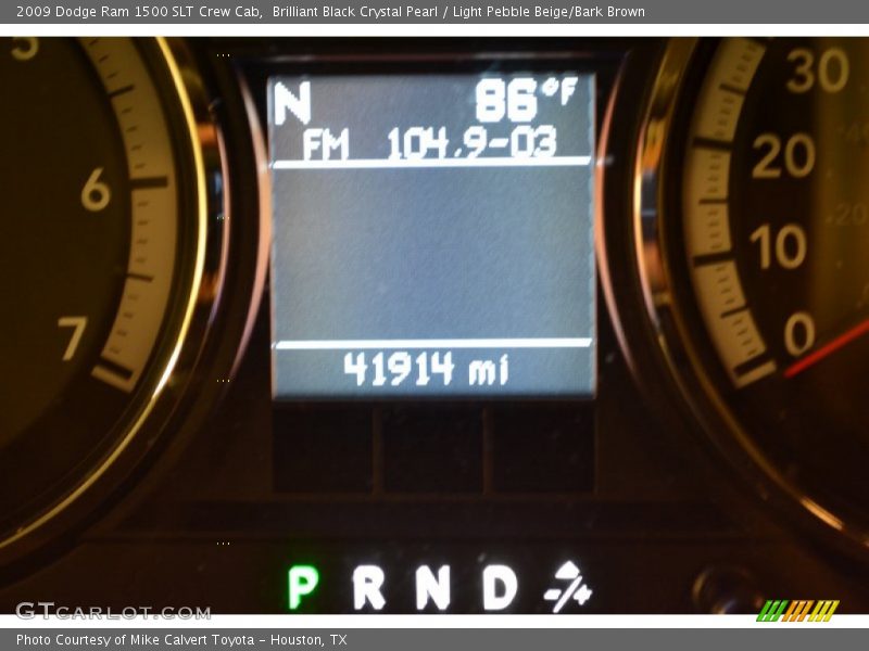 Brilliant Black Crystal Pearl / Light Pebble Beige/Bark Brown 2009 Dodge Ram 1500 SLT Crew Cab