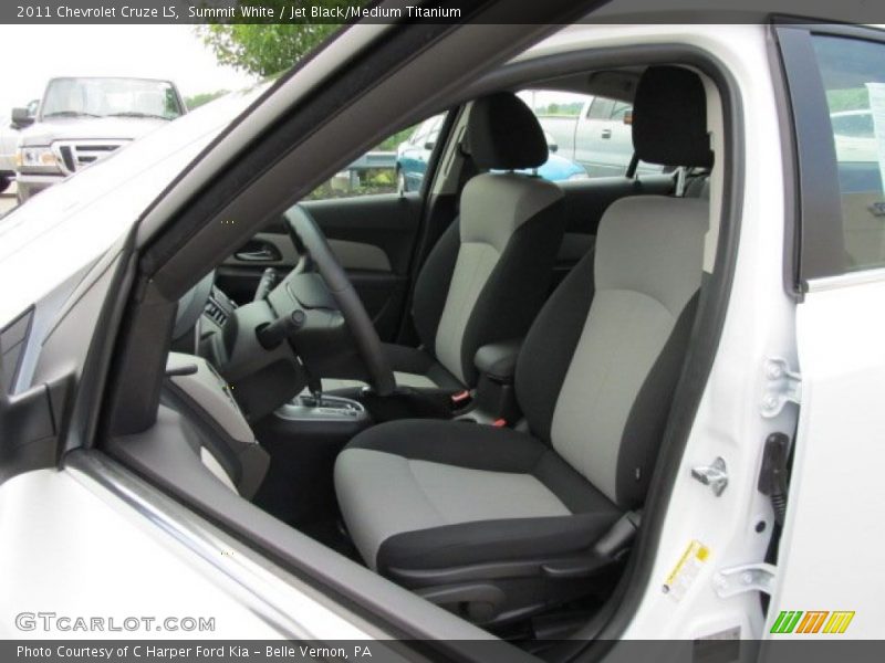 Summit White / Jet Black/Medium Titanium 2011 Chevrolet Cruze LS