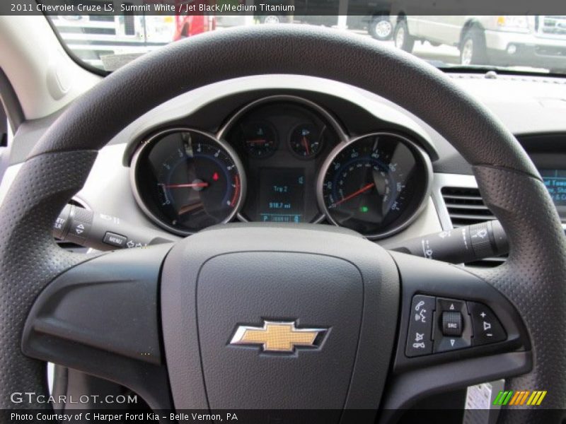 Summit White / Jet Black/Medium Titanium 2011 Chevrolet Cruze LS
