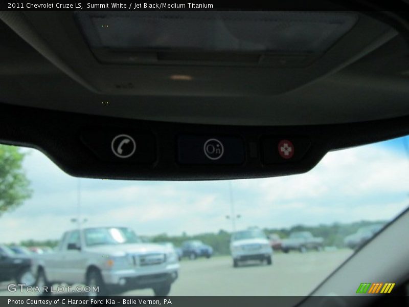 Summit White / Jet Black/Medium Titanium 2011 Chevrolet Cruze LS