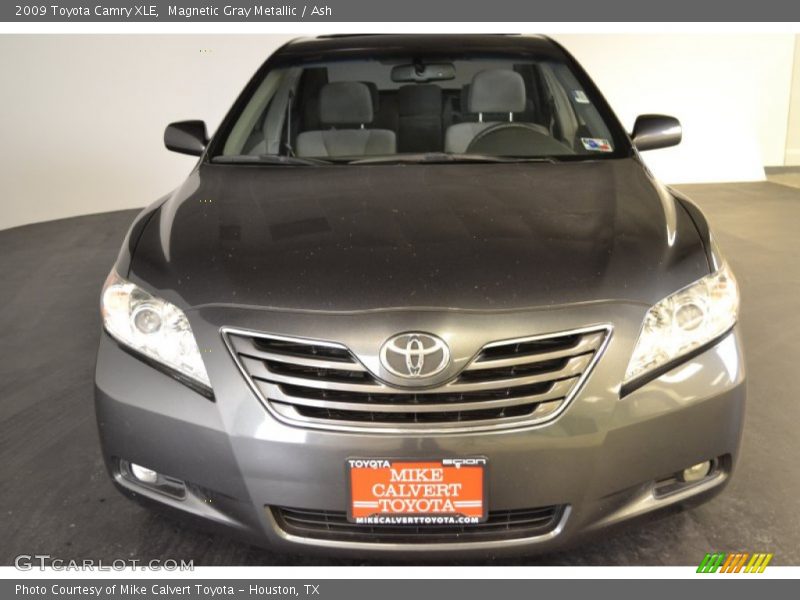 Magnetic Gray Metallic / Ash 2009 Toyota Camry XLE