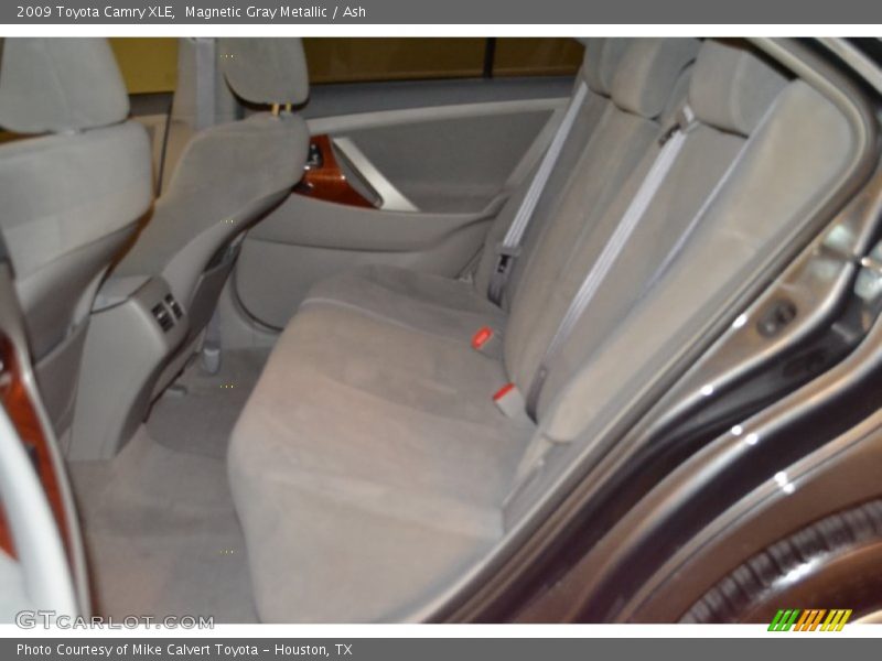 Magnetic Gray Metallic / Ash 2009 Toyota Camry XLE