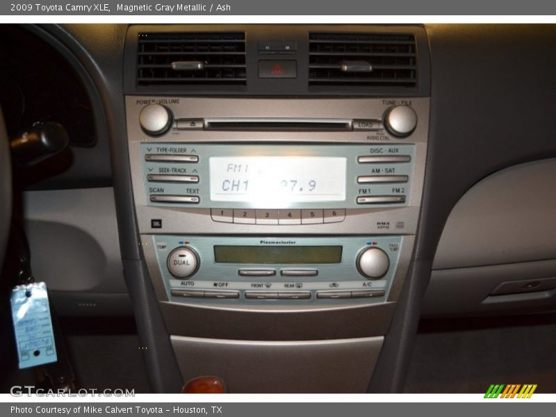 Magnetic Gray Metallic / Ash 2009 Toyota Camry XLE