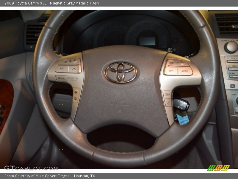 Magnetic Gray Metallic / Ash 2009 Toyota Camry XLE