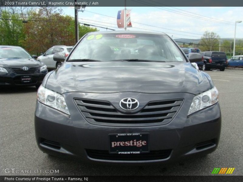 Magnetic Gray Metallic / Ash 2009 Toyota Camry LE