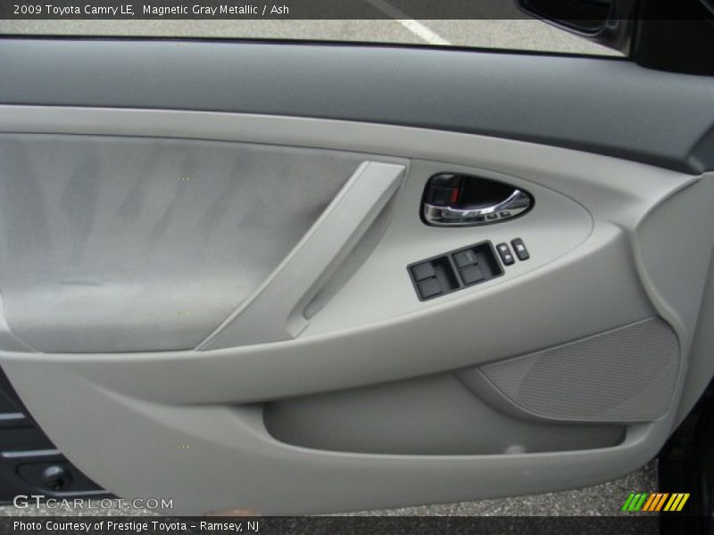 Magnetic Gray Metallic / Ash 2009 Toyota Camry LE