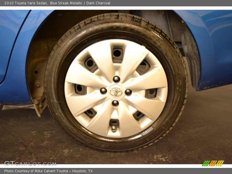 Blue Streak Metallic / Dark Charcoal 2010 Toyota Yaris Sedan
