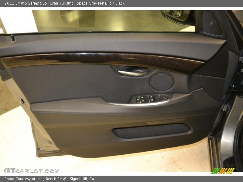 Door Panel of 2011 5 Series 535i Gran Turismo