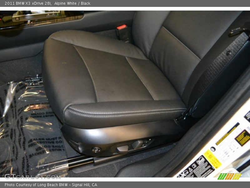 Alpine White / Black 2011 BMW X3 xDrive 28i