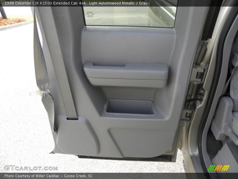 Door Panel of 1998 C/K K1500 Extended Cab 4x4