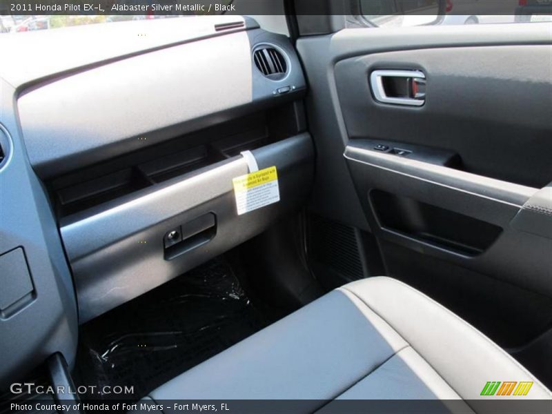 Alabaster Silver Metallic / Black 2011 Honda Pilot EX-L