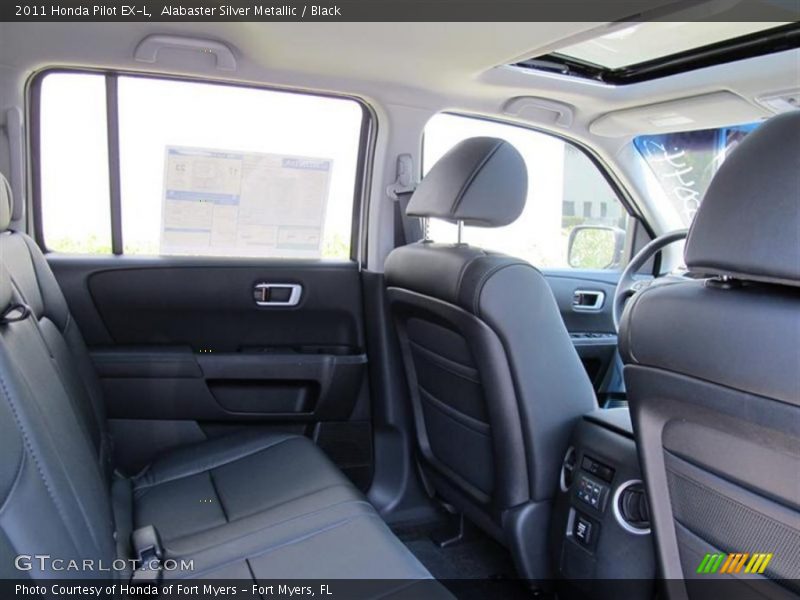 Alabaster Silver Metallic / Black 2011 Honda Pilot EX-L
