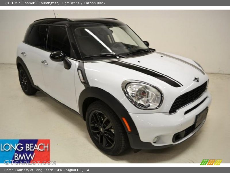 Light White / Carbon Black 2011 Mini Cooper S Countryman