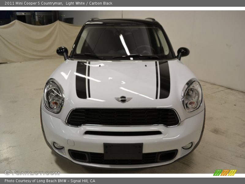 Light White / Carbon Black 2011 Mini Cooper S Countryman