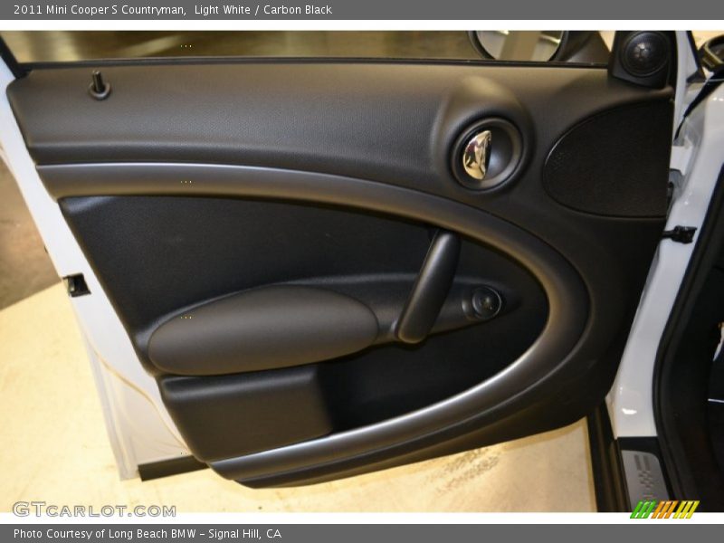 Light White / Carbon Black 2011 Mini Cooper S Countryman