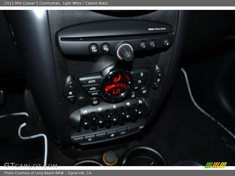 Light White / Carbon Black 2011 Mini Cooper S Countryman