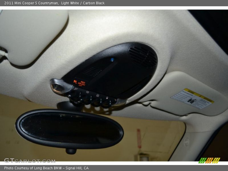 Light White / Carbon Black 2011 Mini Cooper S Countryman