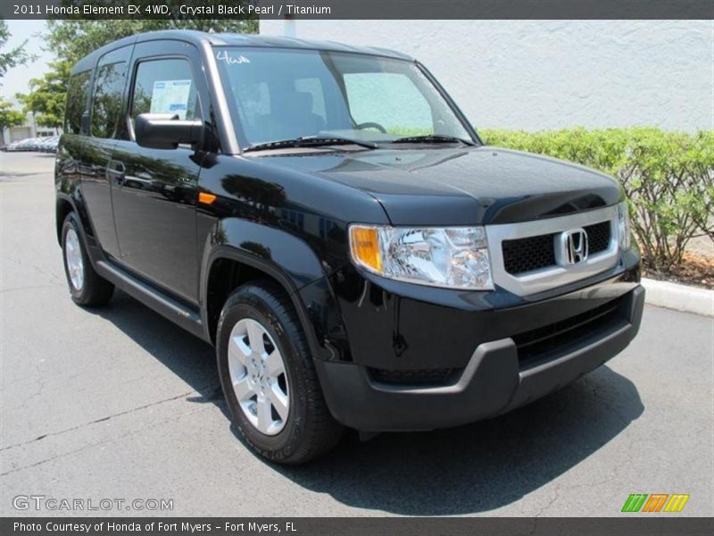 Front 3/4 View of 2011 Element EX 4WD