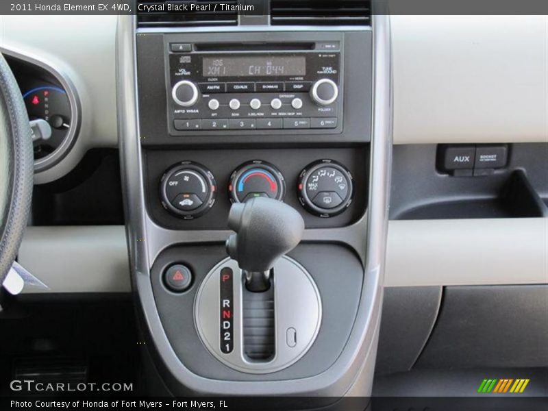  2011 Element EX 4WD 5 Speed Automatic Shifter