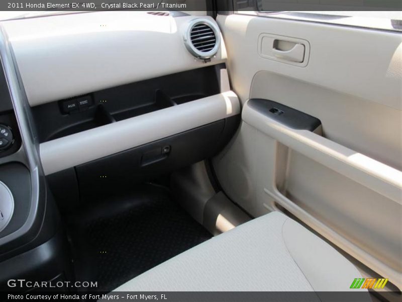 Crystal Black Pearl / Titanium 2011 Honda Element EX 4WD