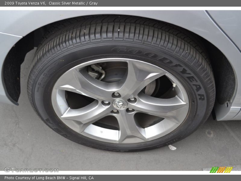 Classic Silver Metallic / Gray 2009 Toyota Venza V6