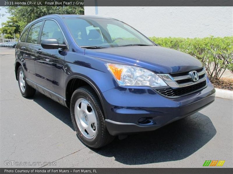 Front 3/4 View of 2011 CR-V LX