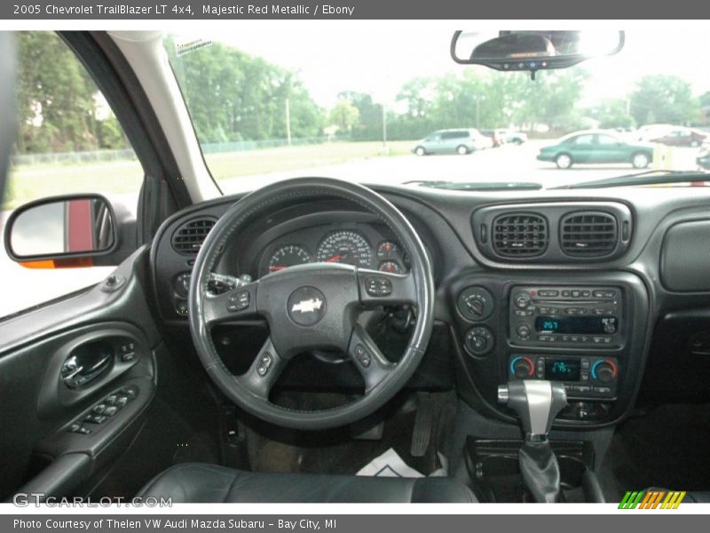 Majestic Red Metallic / Ebony 2005 Chevrolet TrailBlazer LT 4x4