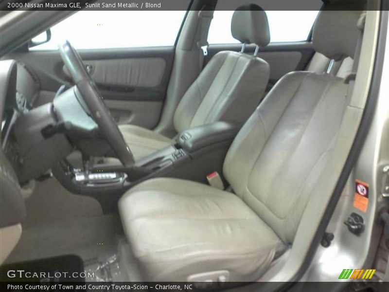 Sunlit Sand Metallic / Blond 2000 Nissan Maxima GLE