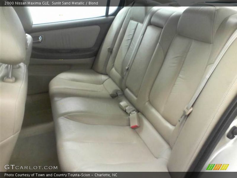 Sunlit Sand Metallic / Blond 2000 Nissan Maxima GLE