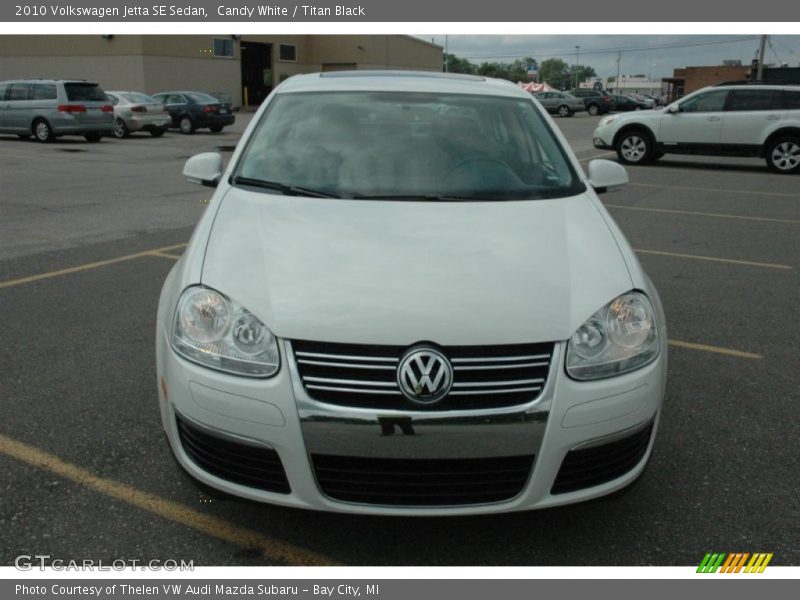 Candy White / Titan Black 2010 Volkswagen Jetta SE Sedan
