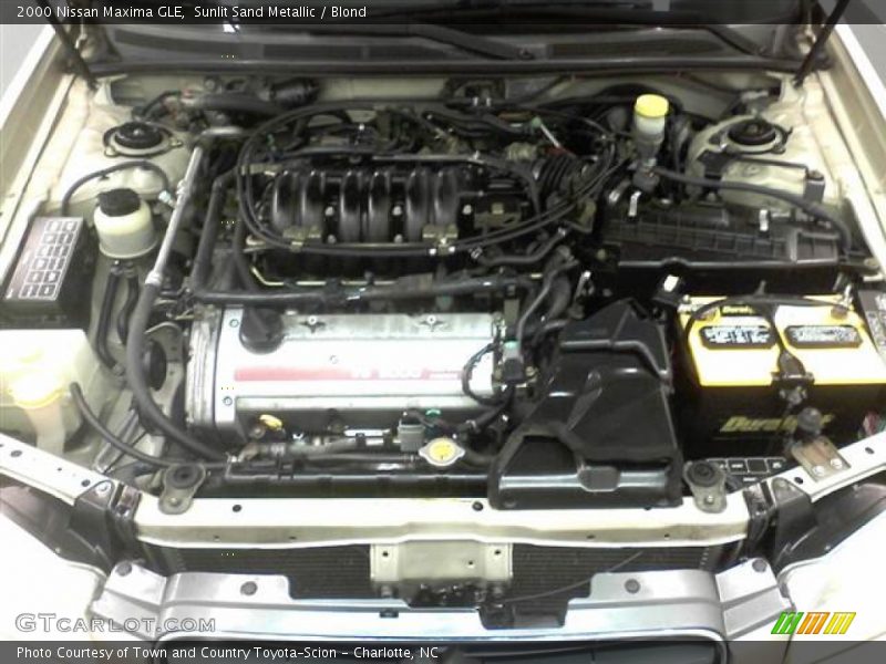 Sunlit Sand Metallic / Blond 2000 Nissan Maxima GLE