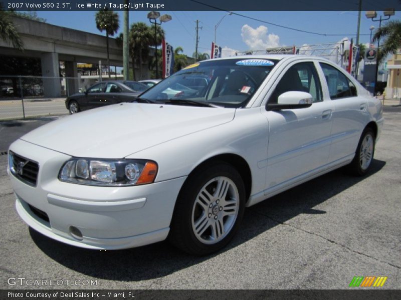 Ice White / Taupe/Light Taupe 2007 Volvo S60 2.5T