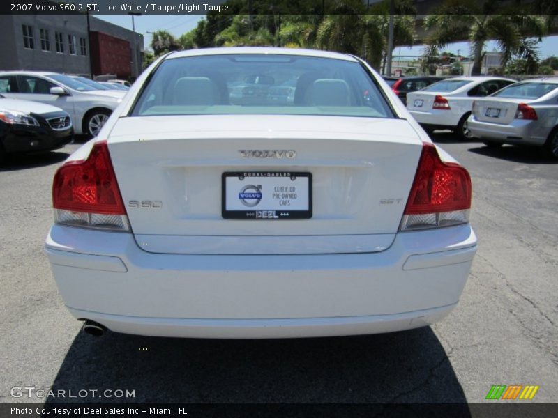 Ice White / Taupe/Light Taupe 2007 Volvo S60 2.5T
