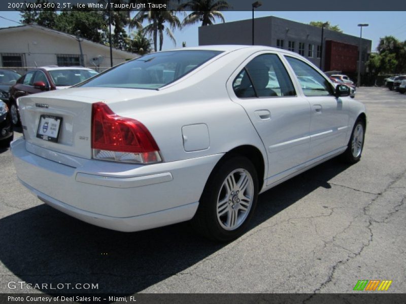 Ice White / Taupe/Light Taupe 2007 Volvo S60 2.5T