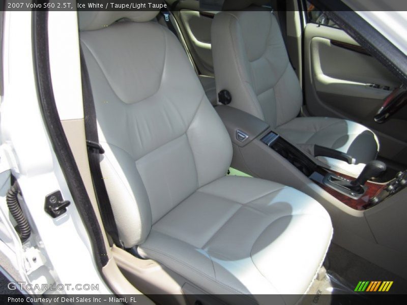Ice White / Taupe/Light Taupe 2007 Volvo S60 2.5T