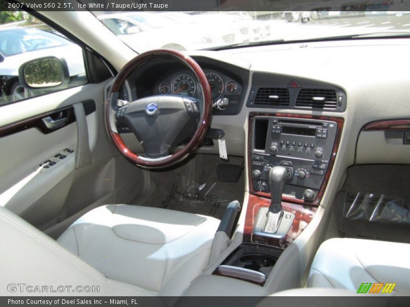 Ice White / Taupe/Light Taupe 2007 Volvo S60 2.5T