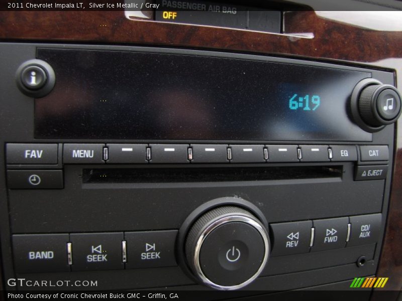 Silver Ice Metallic / Gray 2011 Chevrolet Impala LT