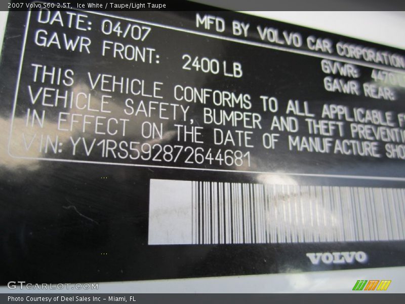 Ice White / Taupe/Light Taupe 2007 Volvo S60 2.5T