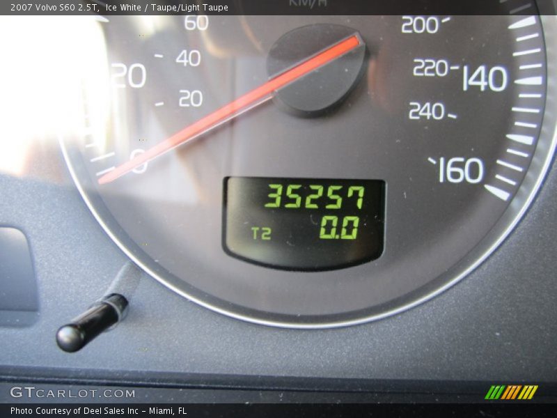 Ice White / Taupe/Light Taupe 2007 Volvo S60 2.5T