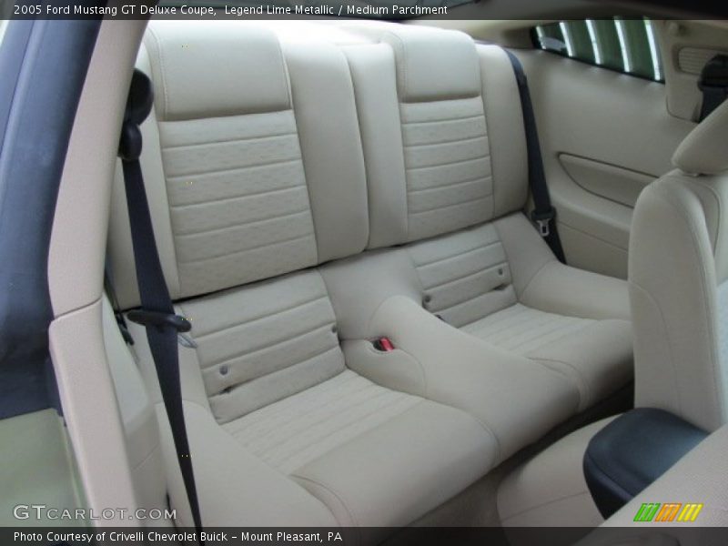  2005 Mustang GT Deluxe Coupe Medium Parchment Interior