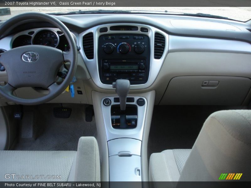 Oasis Green Pearl / Ivory Beige 2007 Toyota Highlander V6