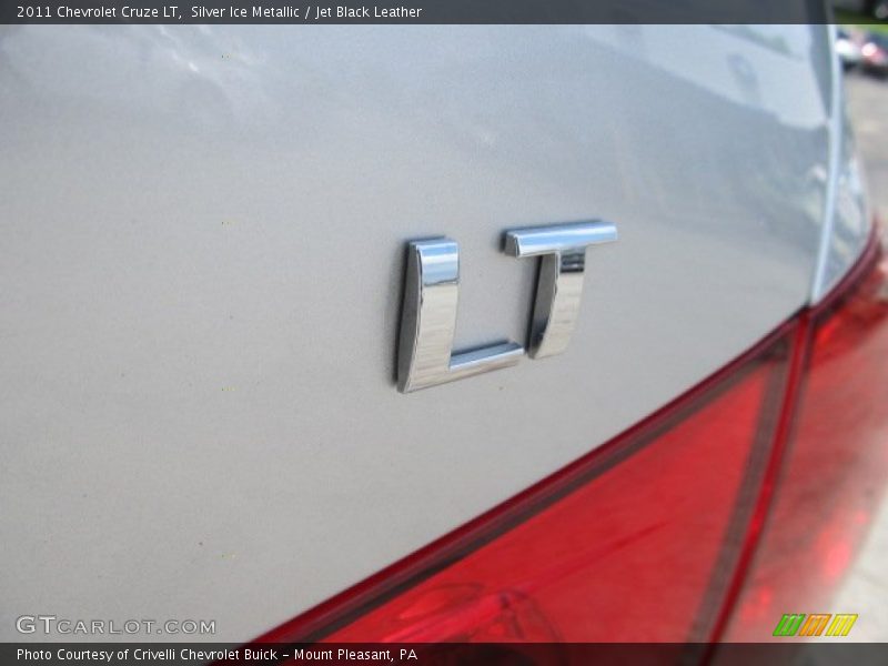 Silver Ice Metallic / Jet Black Leather 2011 Chevrolet Cruze LT