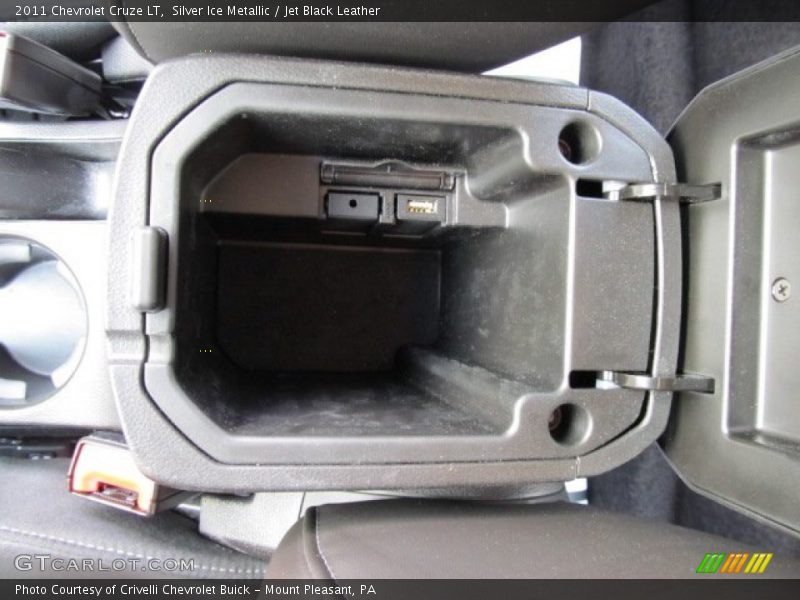 Silver Ice Metallic / Jet Black Leather 2011 Chevrolet Cruze LT