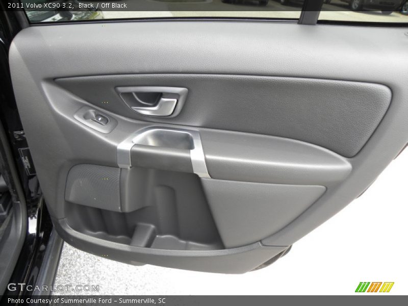 Black / Off Black 2011 Volvo XC90 3.2