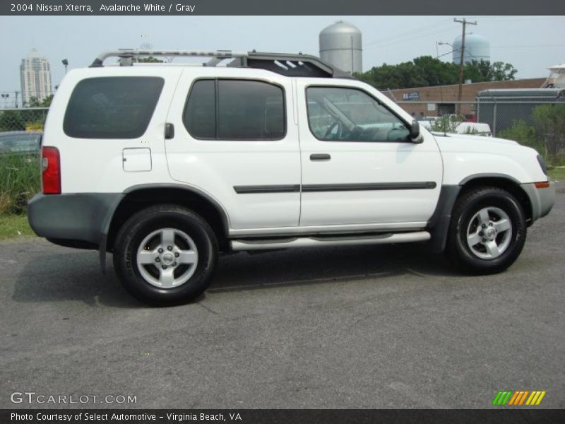 Avalanche White / Gray 2004 Nissan Xterra