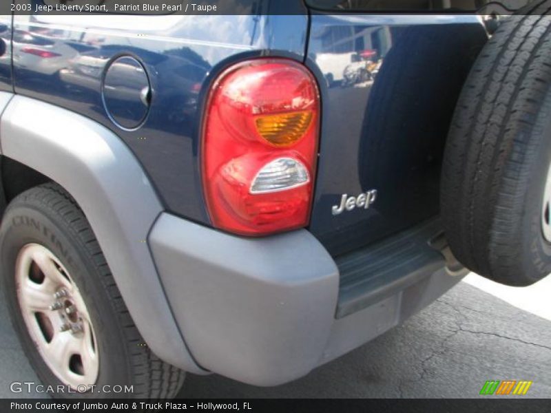 Patriot Blue Pearl / Taupe 2003 Jeep Liberty Sport