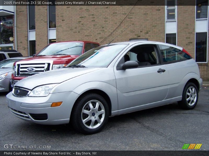 Liquid Grey Metallic / Charcoal/Charcoal 2005 Ford Focus ZX3 SE Coupe