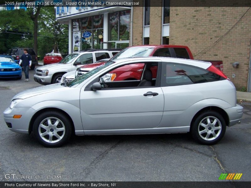 Liquid Grey Metallic / Charcoal/Charcoal 2005 Ford Focus ZX3 SE Coupe